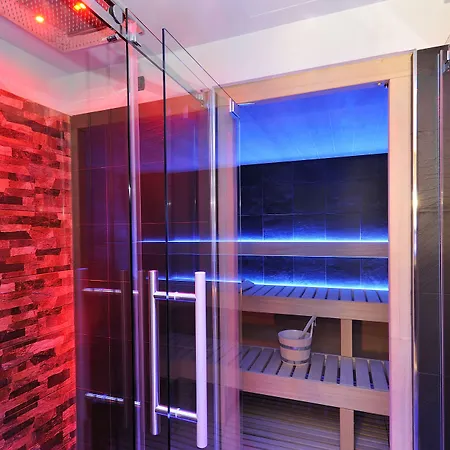 Biocity 3*